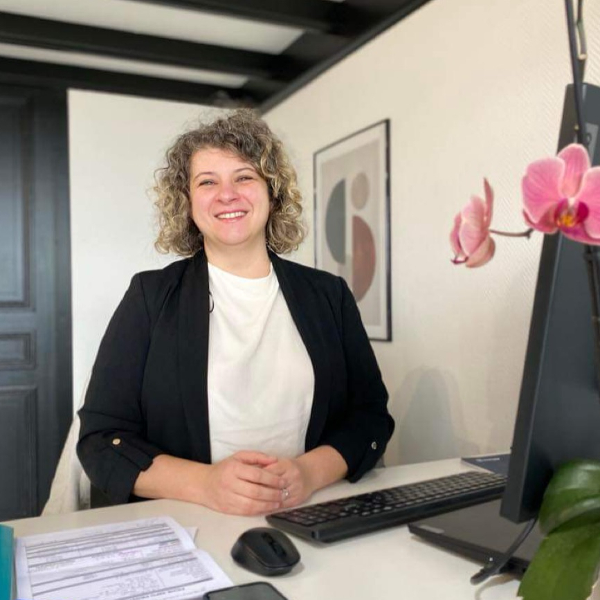 Adeline Martinez Collaboratrice Commerciale