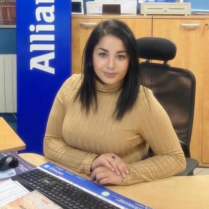 HAMDI Sabrina Chargée de clientèle Particuliers