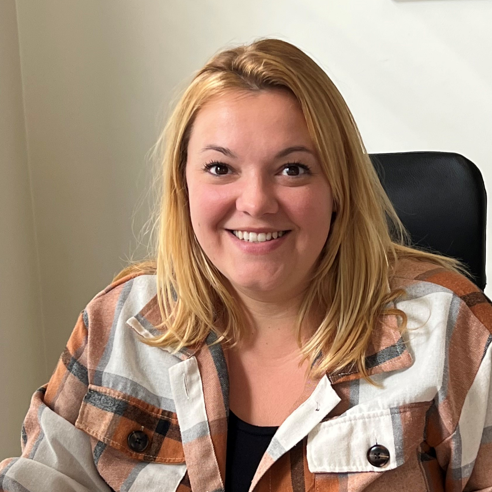 Laurianne Veloso Chargée de clientèle