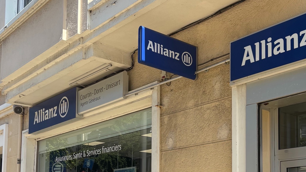 Allianz CALAIS PASTEUR - F COURTIN O DORET M UNISSART