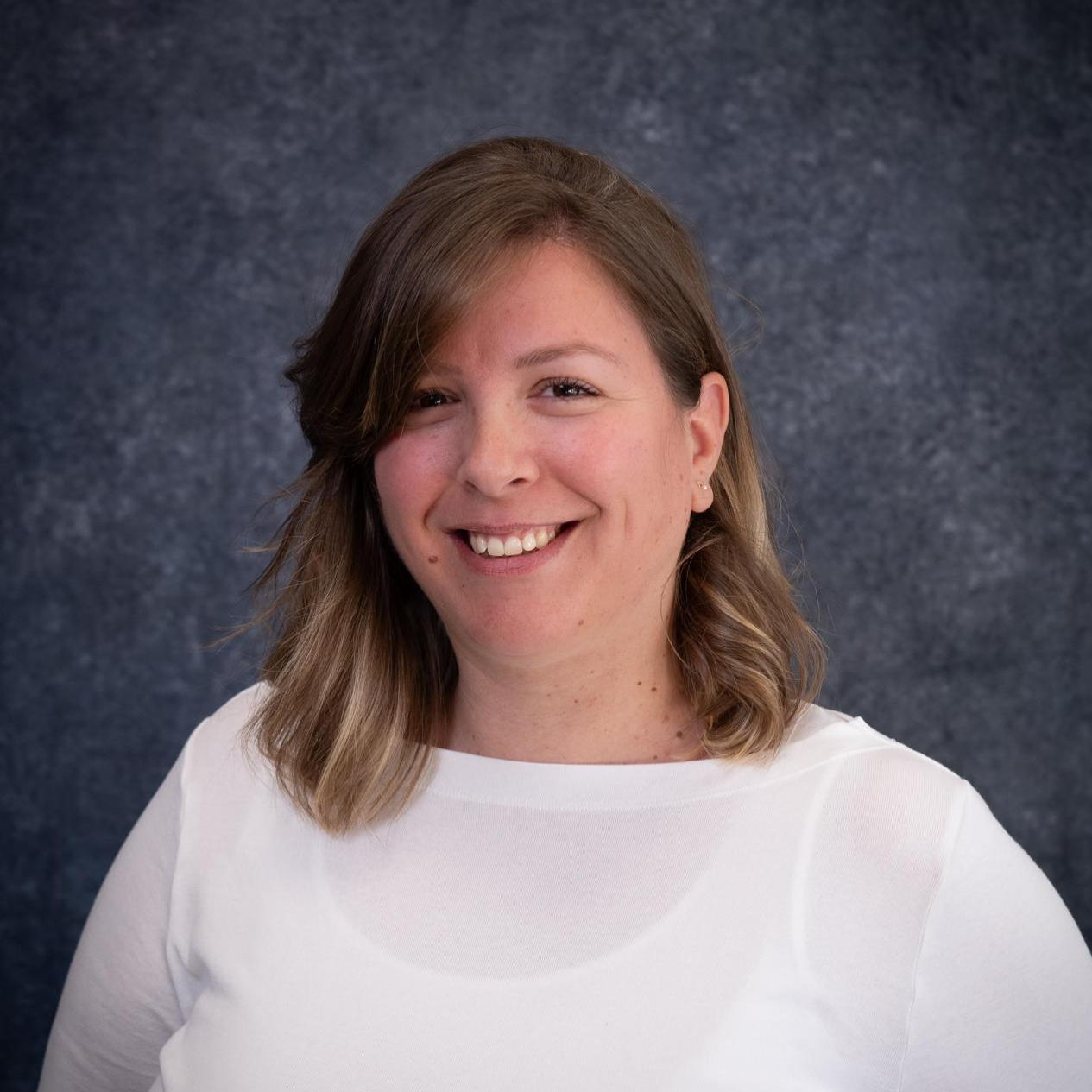 Cindy Vinuesa Chargée de clientèle