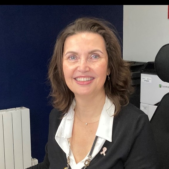 Laetitia FALGON Collaboratrice d'agence