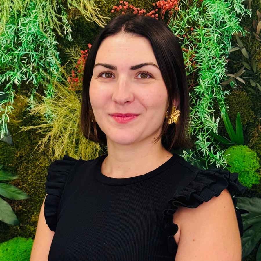 Charlotte  Collaboratrice