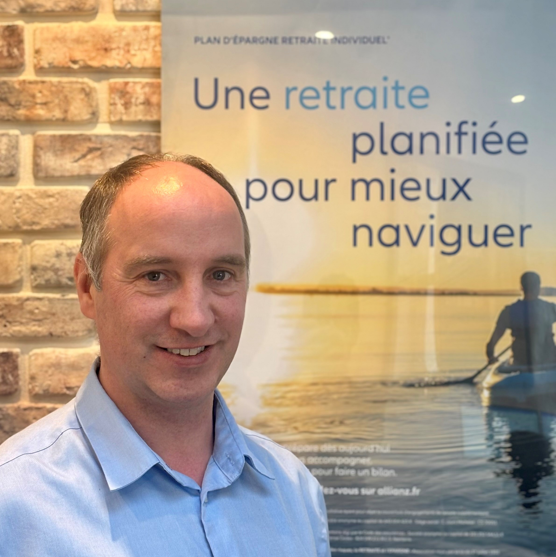 Nicolas Chargé d'affaires Pro