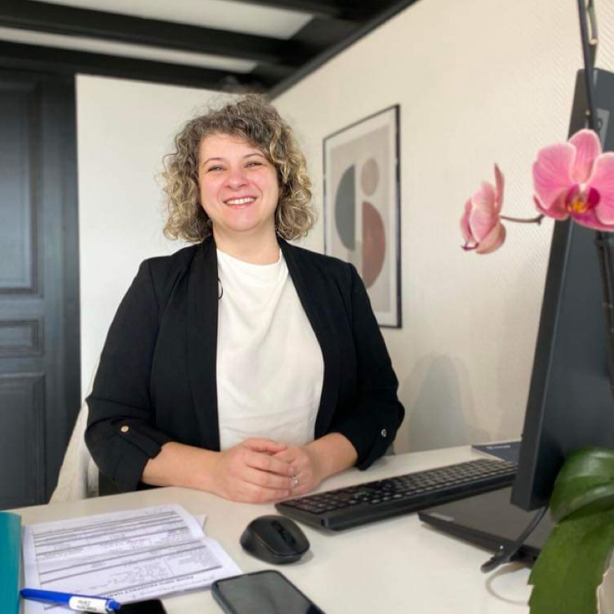 Adeline Martinez Collaboratrice Commerciale