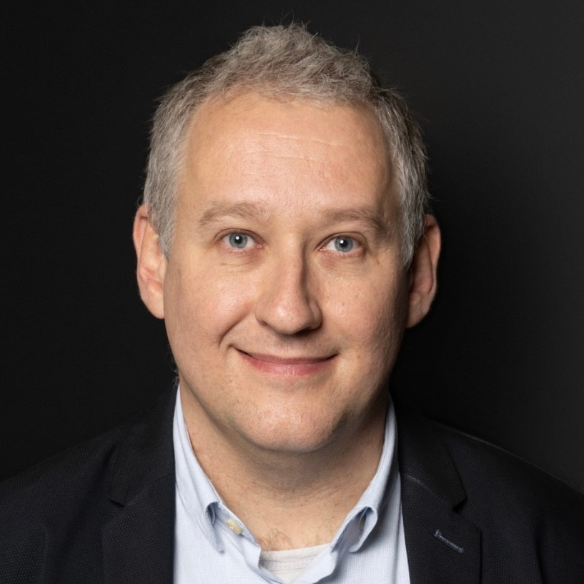 Julien NOUVEAU Chargé de clientèle