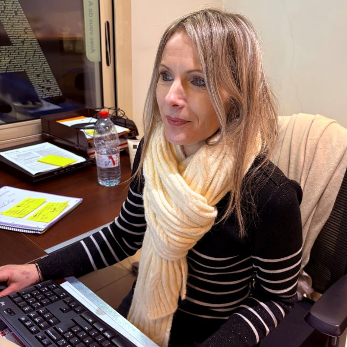 Emilie Just Chargée de clientèle