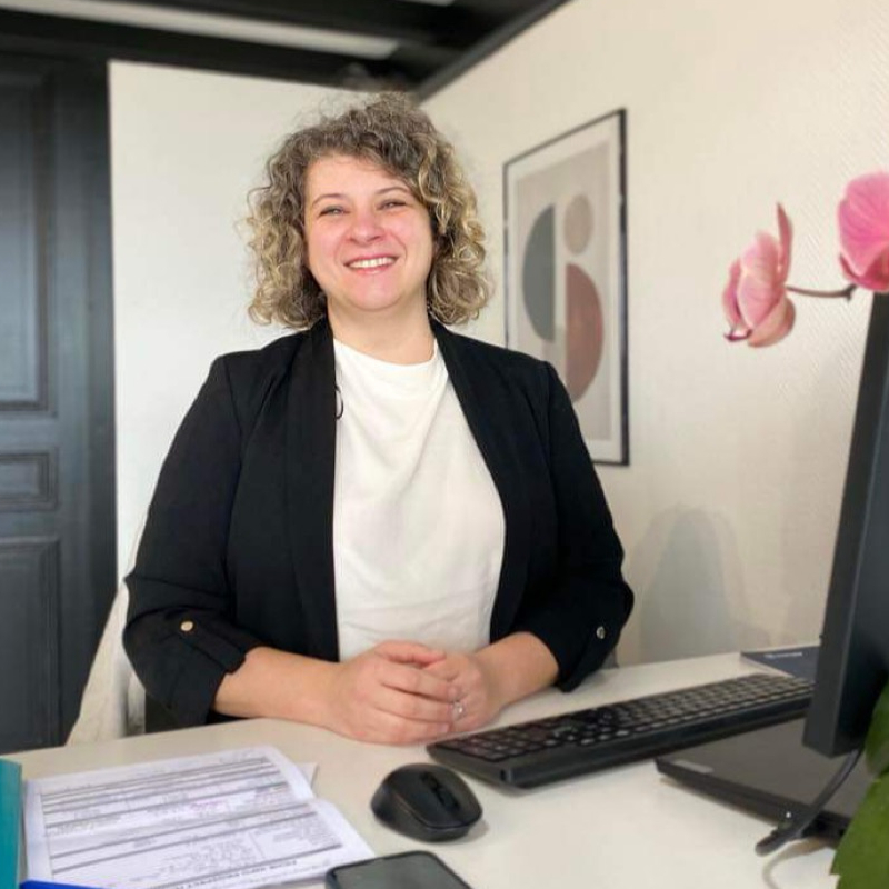 Adeline Martinez Collaboratrice Commerciale