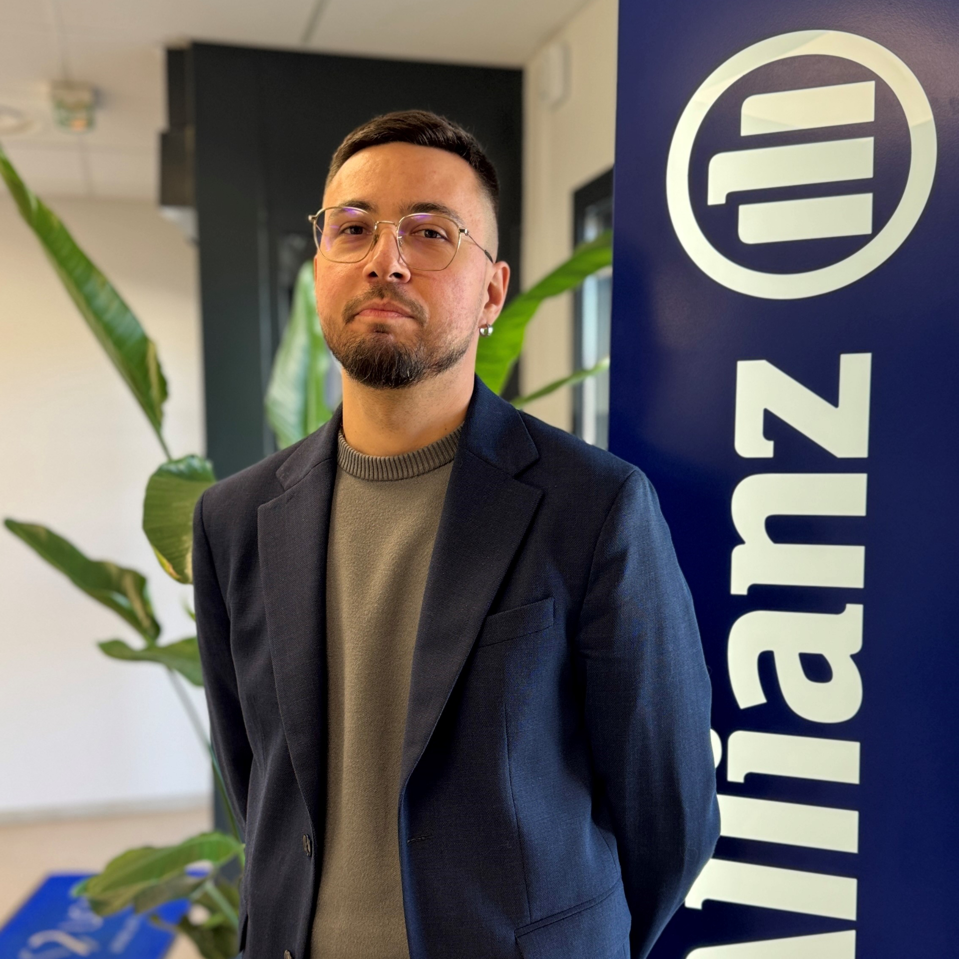 Jérôme DESARNAUD  chargé de clientèle d’assurances 