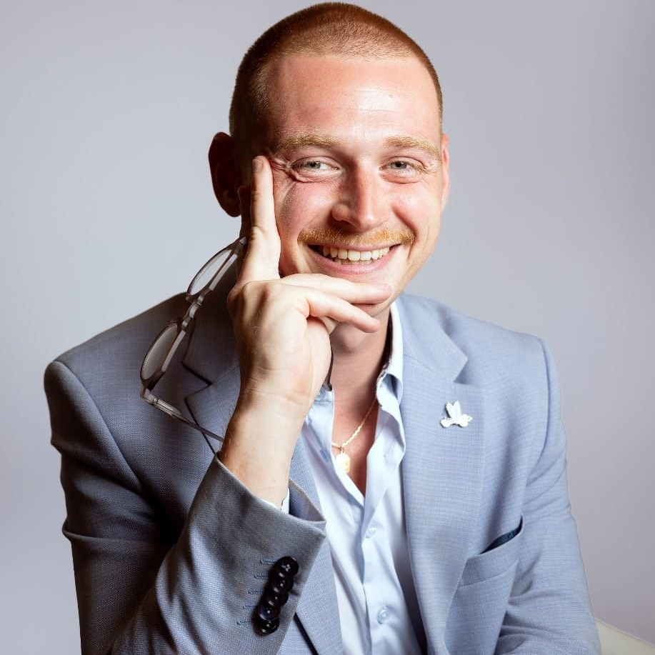 Arthur Attaché commercial