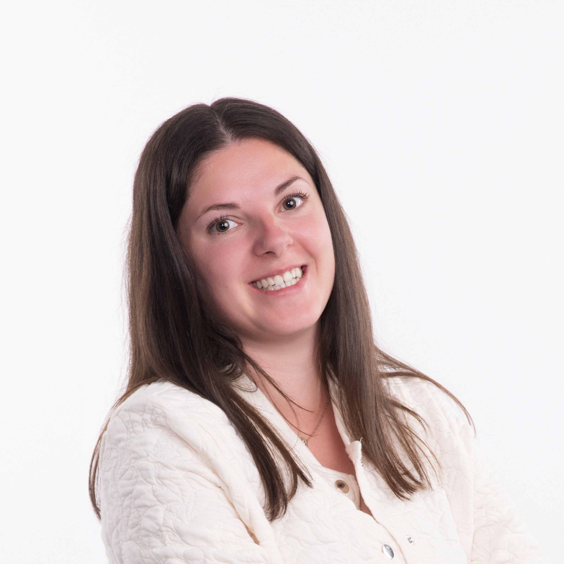 Anna PAIN Collaboratrice d’agence