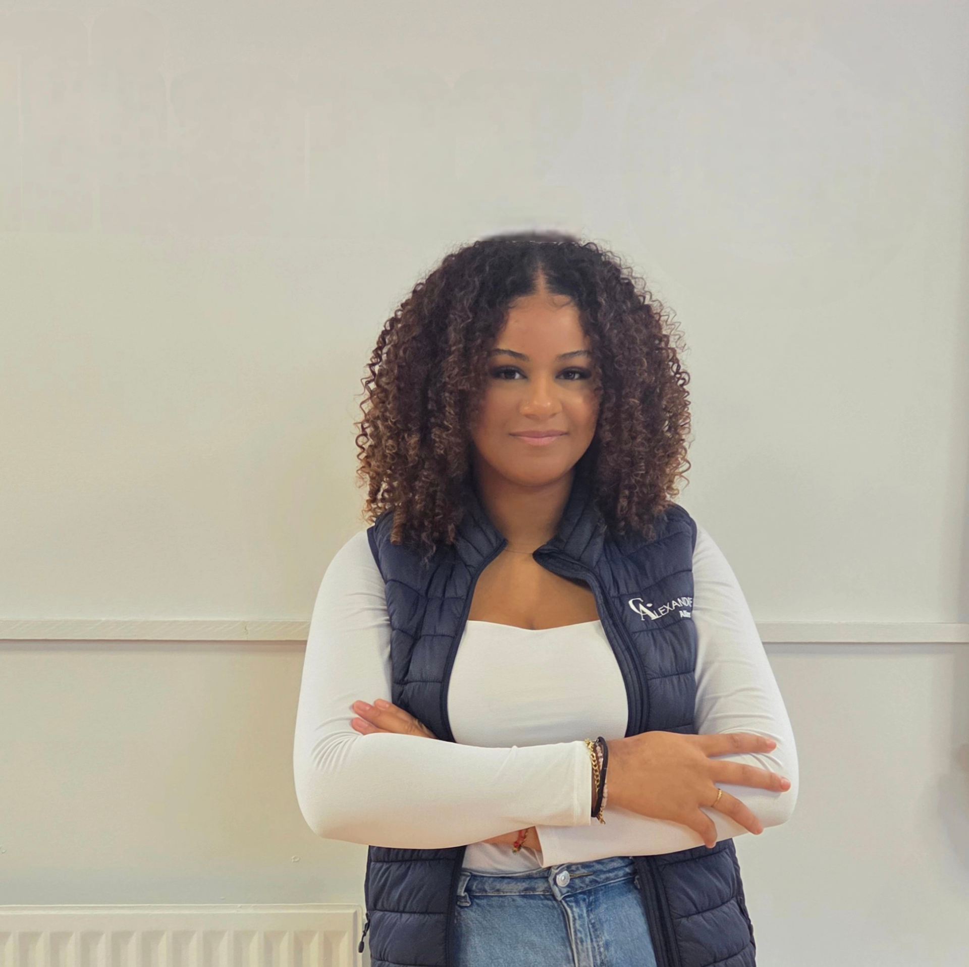 Laureen Bouhours  Apprenti Chargée de Clientèle et Community Manager