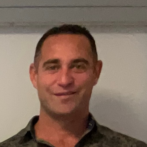 Anthony GIARDINA Chargé de Clientèle