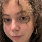 Anaïs LECOURBE Conseillère Client Alternante