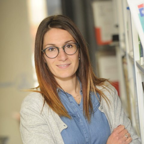 ESCOURBIAC CHLOE GESTIONNAIRE COMMERCIAL