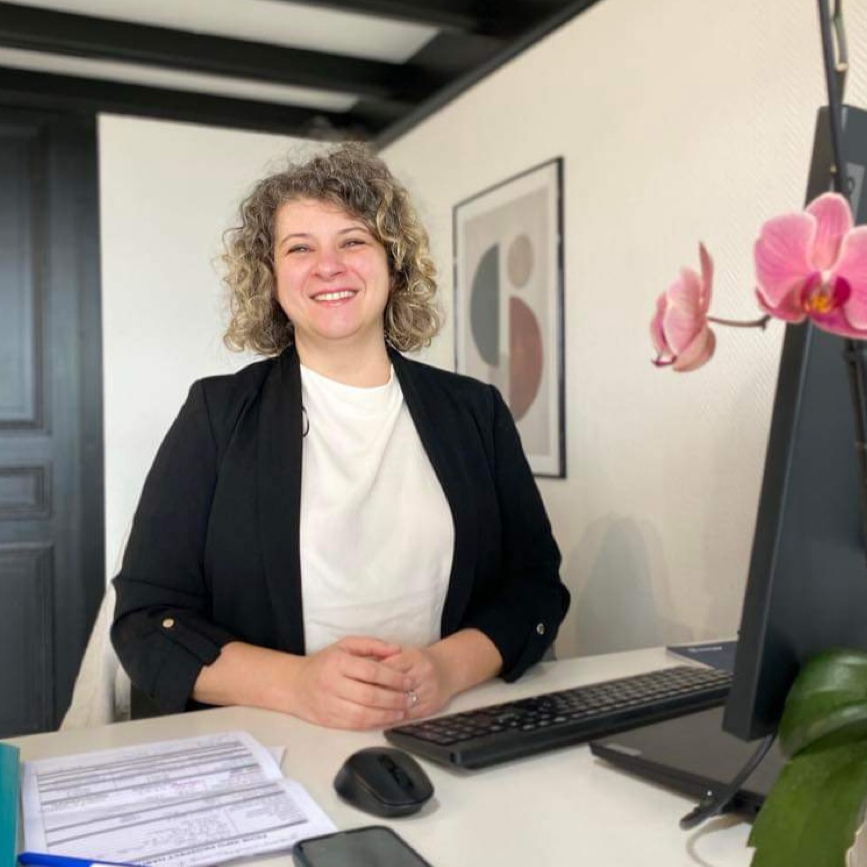 Adeline Martinez Collaboratrice Commerciale